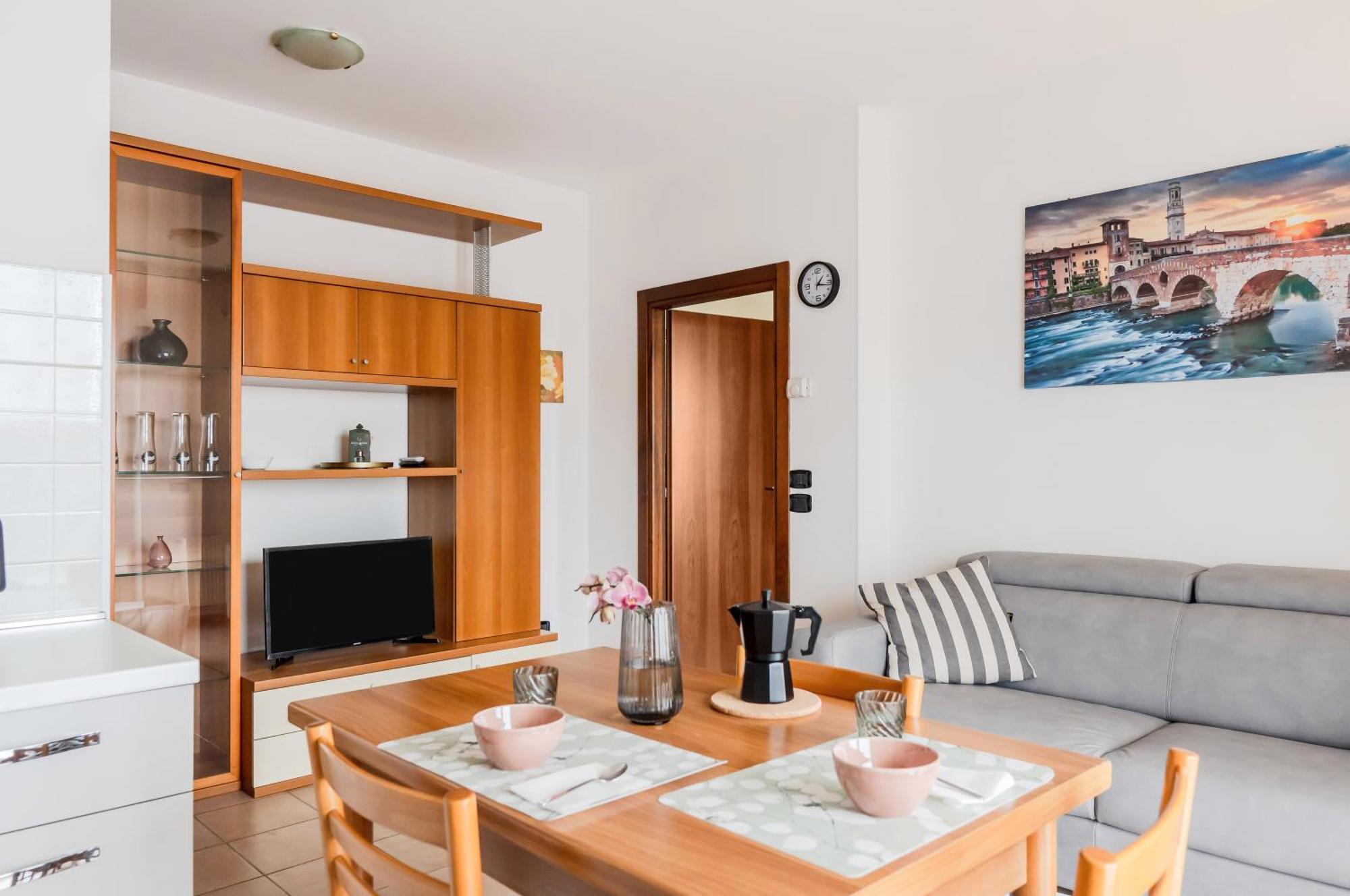 Cozy Apartament Near Fiera Di Verona! Exterior photo